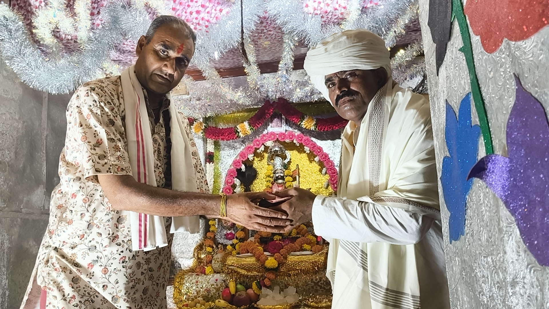 नरसिंहगढ़ में बाबा रामदेव जन्मोत्सव: महाआरती व सुख-शांति की प्रार्थना