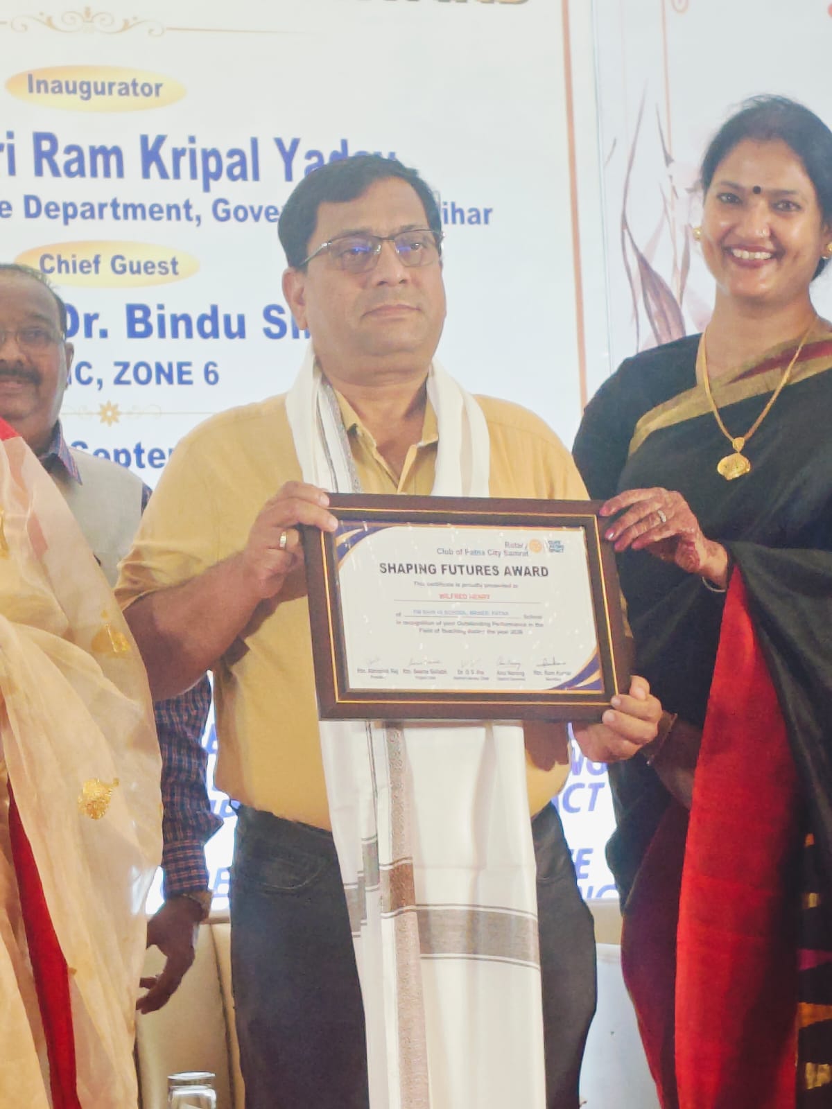 Outstanding Teachers Honored with Shaping Future Award 2026 in Patna