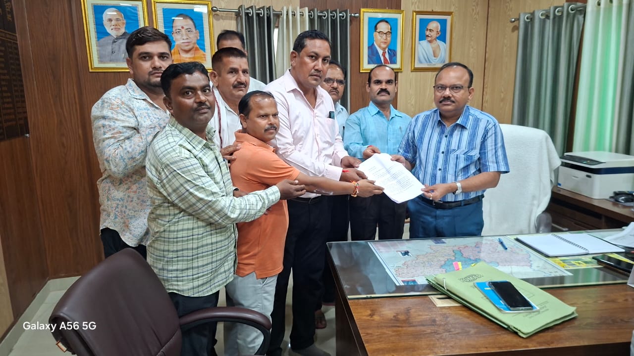 Technical Assistants Threaten Lucknow Protest Over Stipend Hike