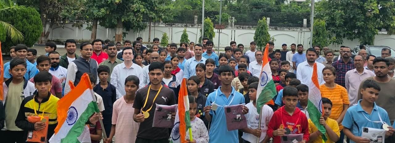 Balrampur Celebrates National Unity with 'Run for Unity' on Sardar Patel's Birth Anniversary
