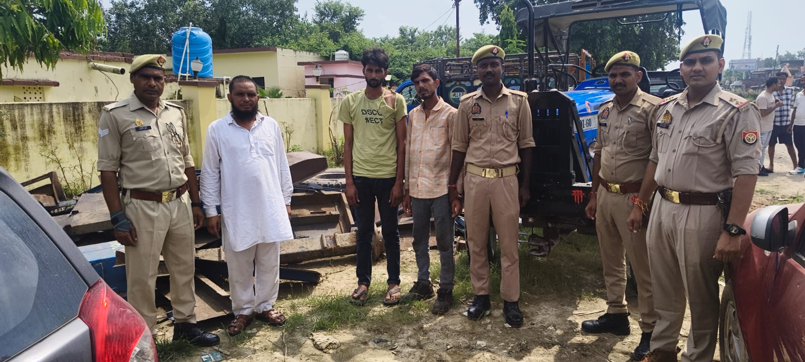 Bareilly: Tractor-Trolley Theft Gang Busted, Three Arrested