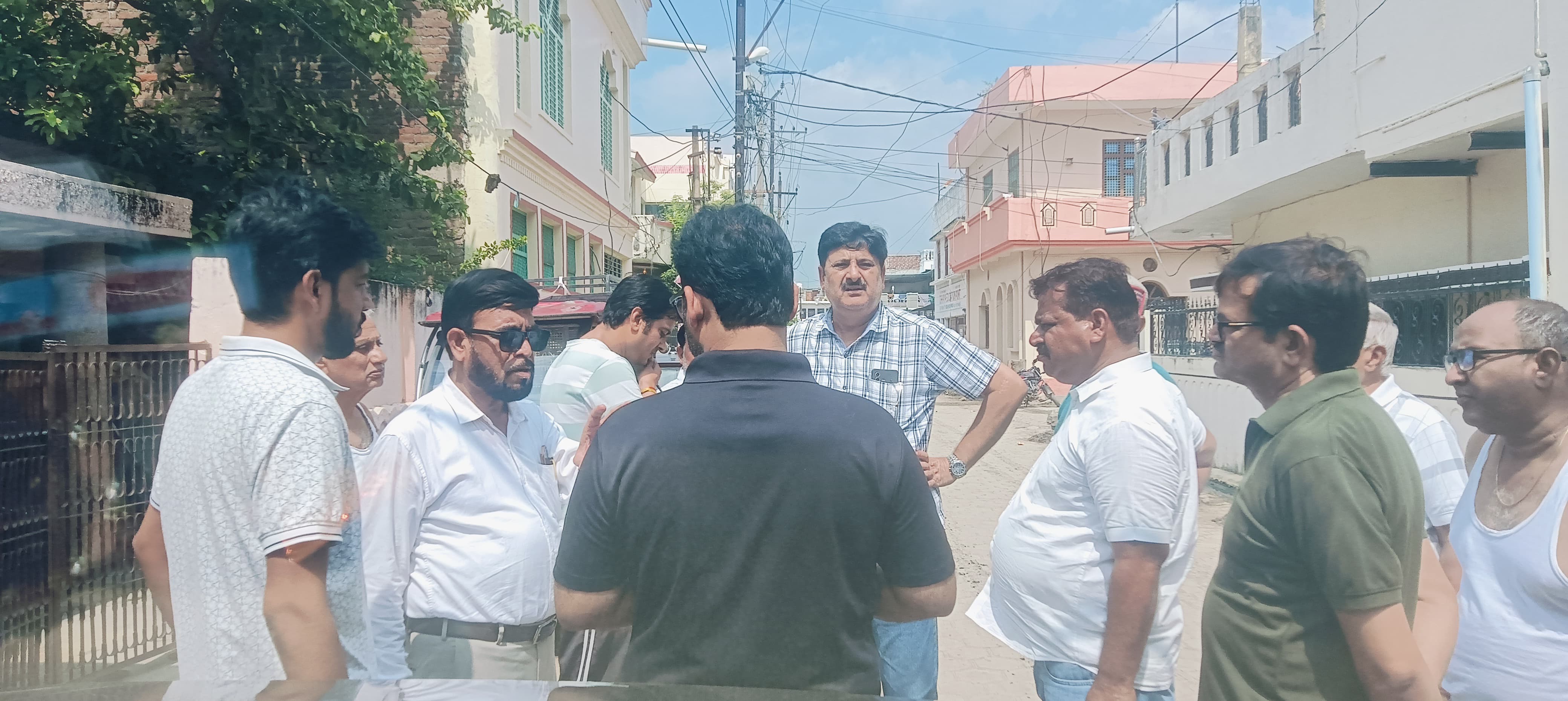शास्त्री कॉलोनी में जलभराव: सीएमओ ने किया निरीक्षण, स्थायी ड्रेनेज के निर्देश