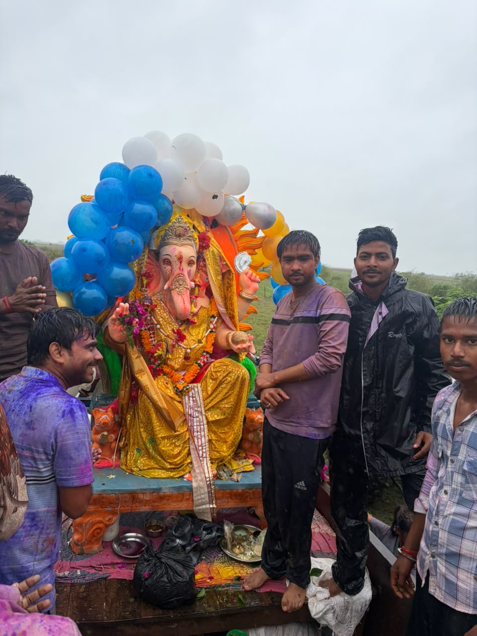 फर्रुखाबाद: ग्राम पंचायत कुटरा में गणेश उत्सव का भव्य समापन