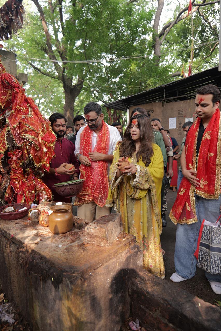Team of Film 'The One' Offers Prayers in Patna, Meets CM