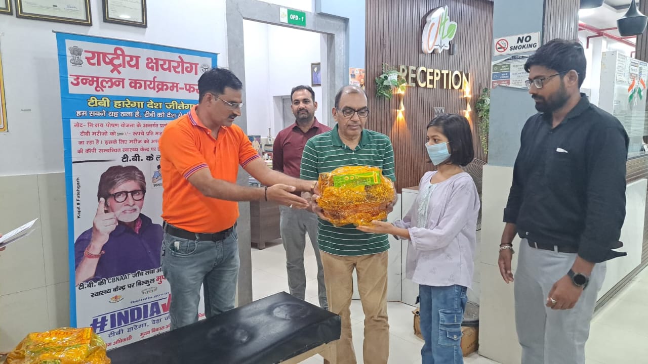 डॉ. उदयराज सिंह ने टीबी मरीजों संग मनाया जन्मदिन, सेवा की मिसाल पेश