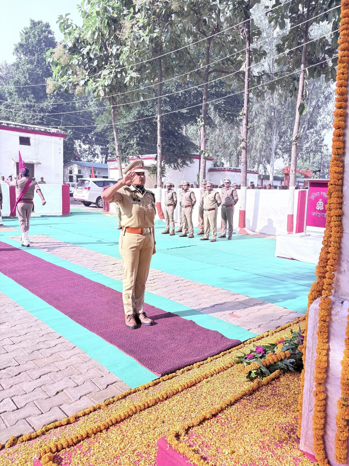 फर्रुखाबाद में पुलिस स्मृति दिवस: वीरों के बलिदान को किया गया नमन
