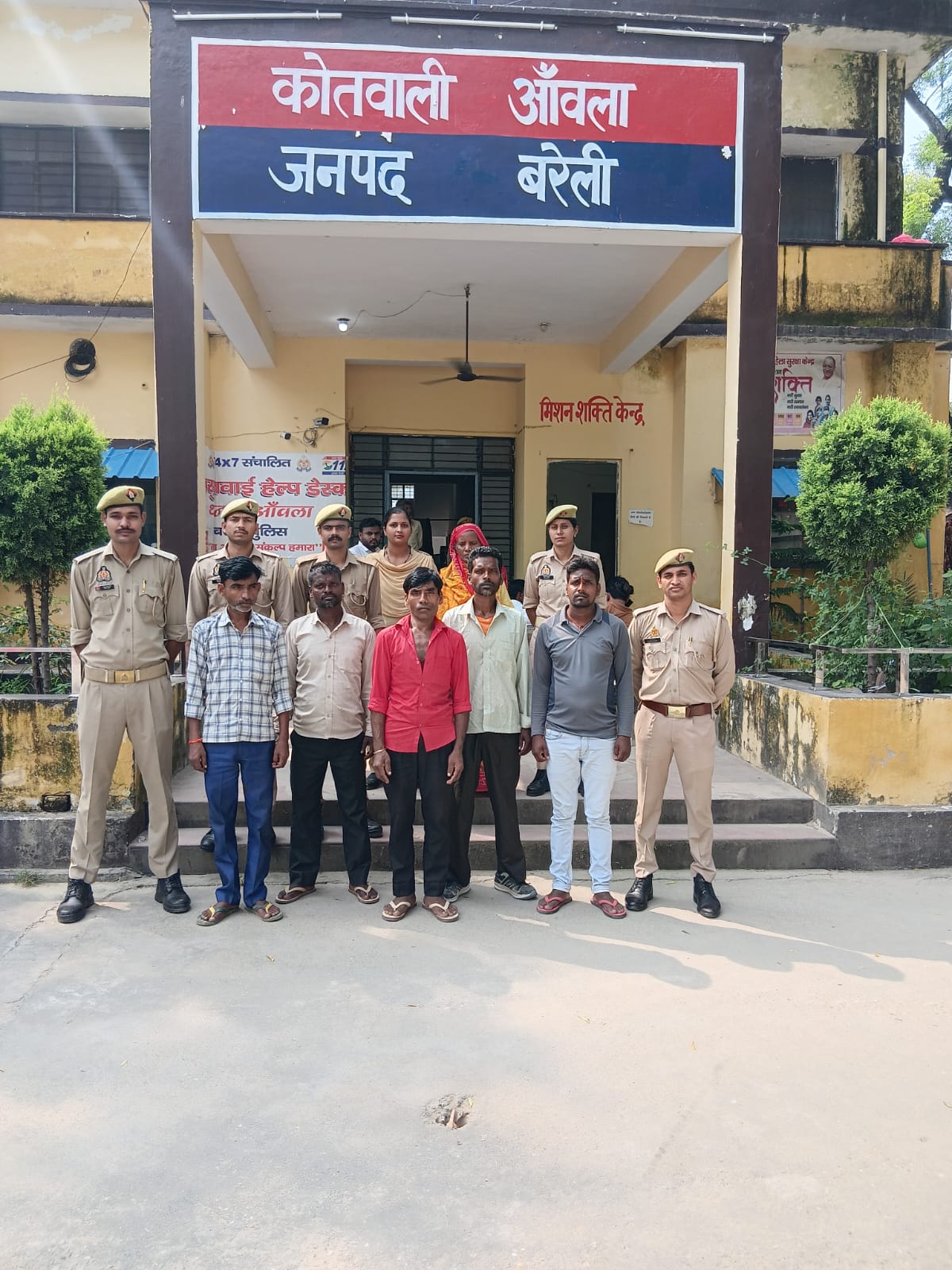 Bareilly: Gang Involved in Forged Property Deeds Busted, Six Arrested