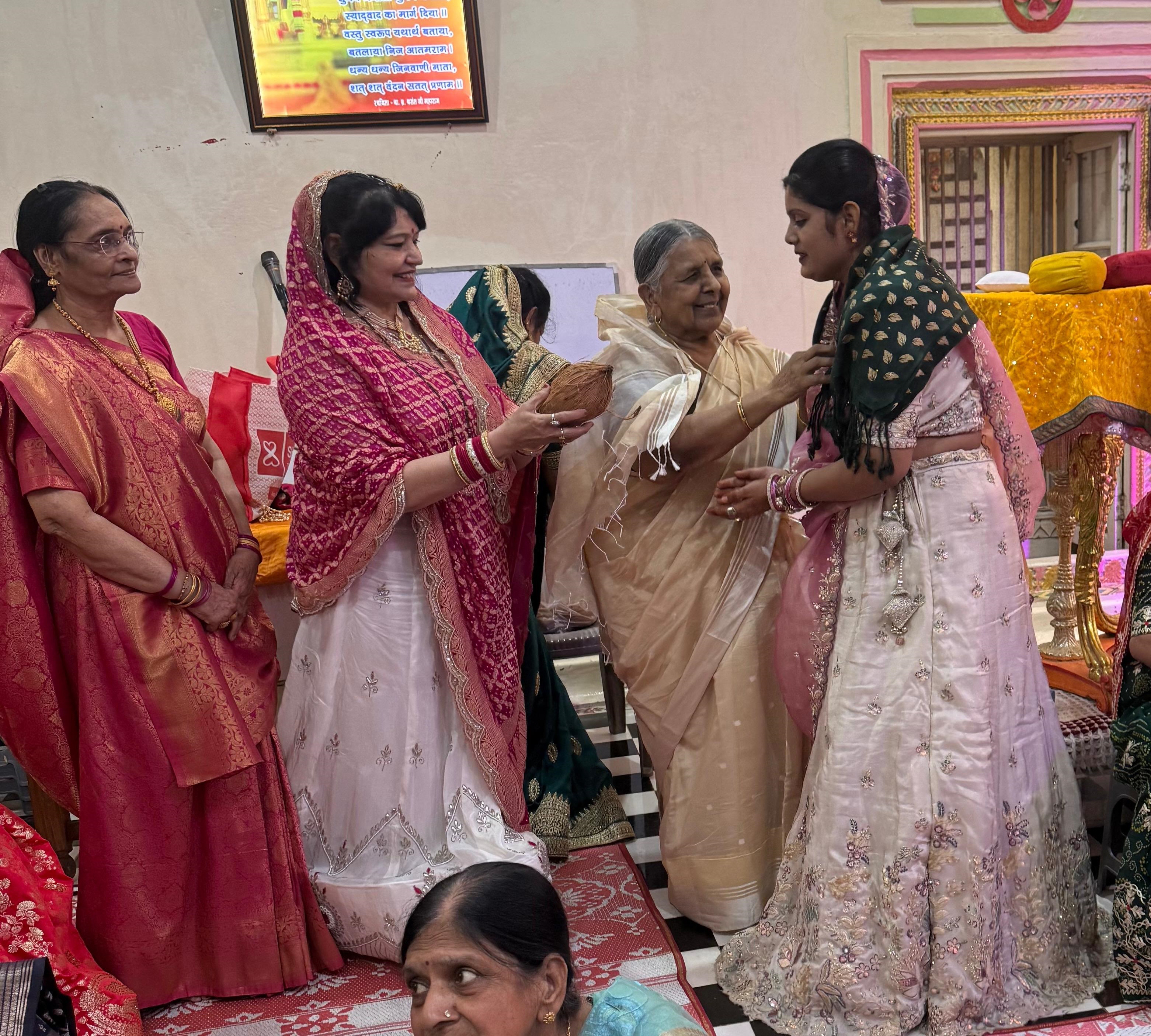 Bhajan Sandhya at Narmadapuram Jain Chaityalaya: Devotee Sisters Grandly Honored