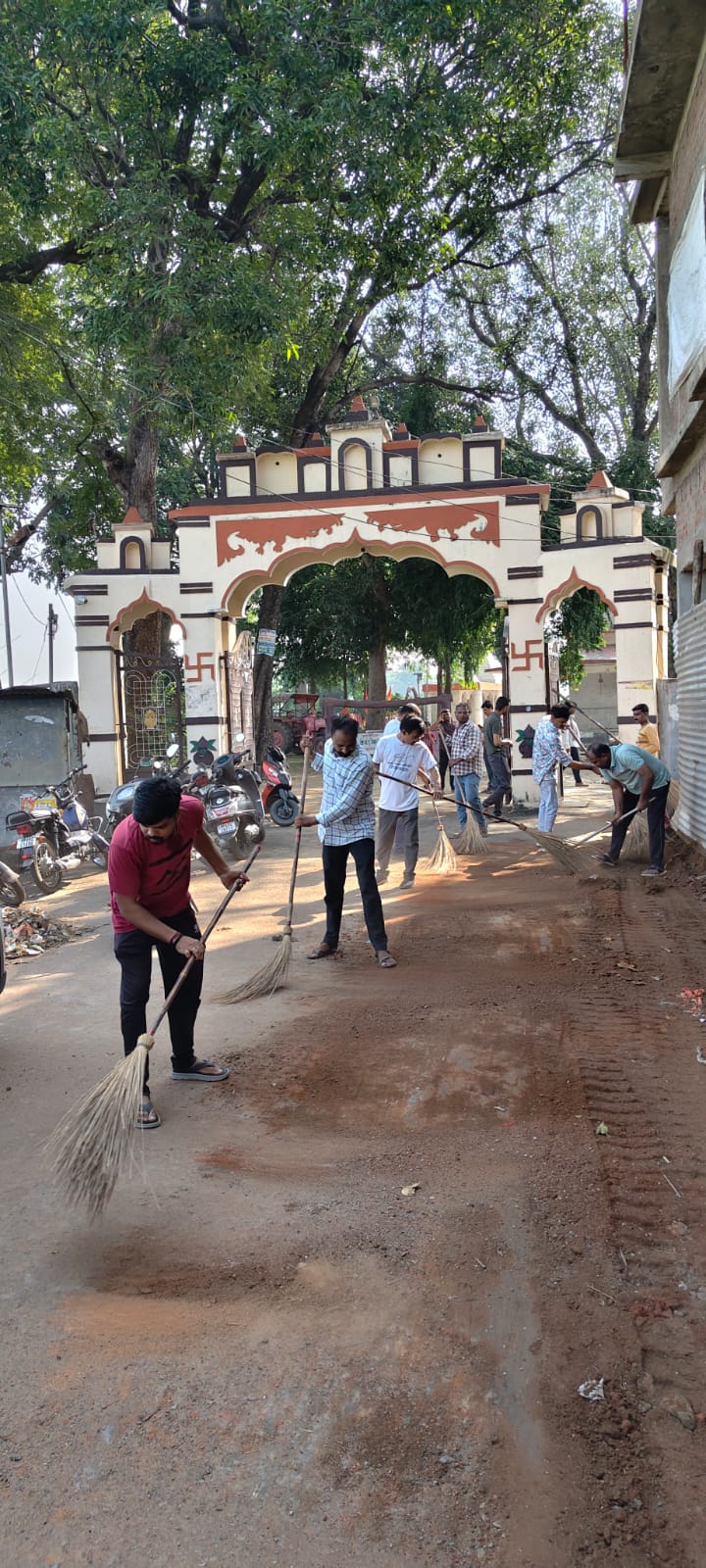 Sanitation Drive Conducted at Harrai Mata Temple Premises Ahead of Navratri in Kareli