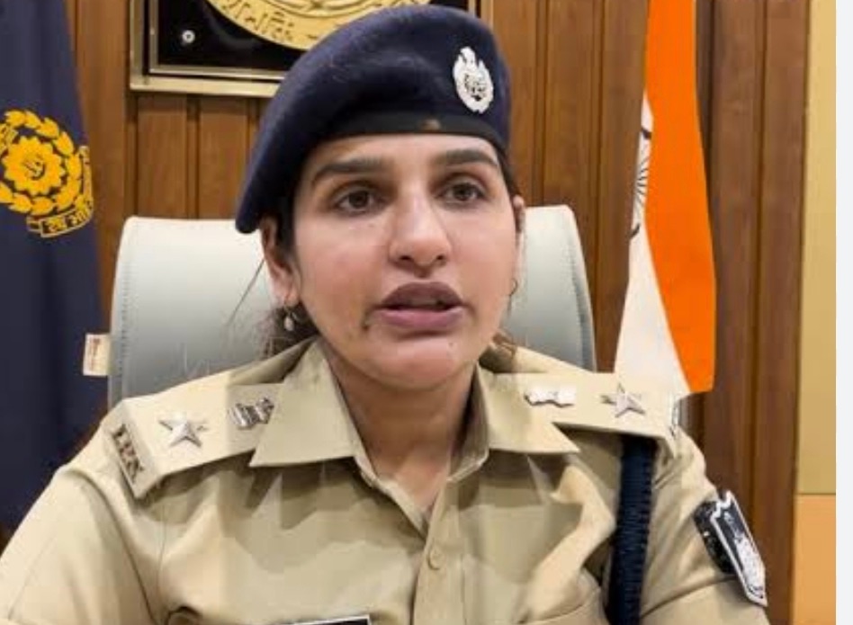 गुना पुलिस की तत्परता: सात पीड़ितों को लौटाए 76,381 रुपये साइबर ठगी के