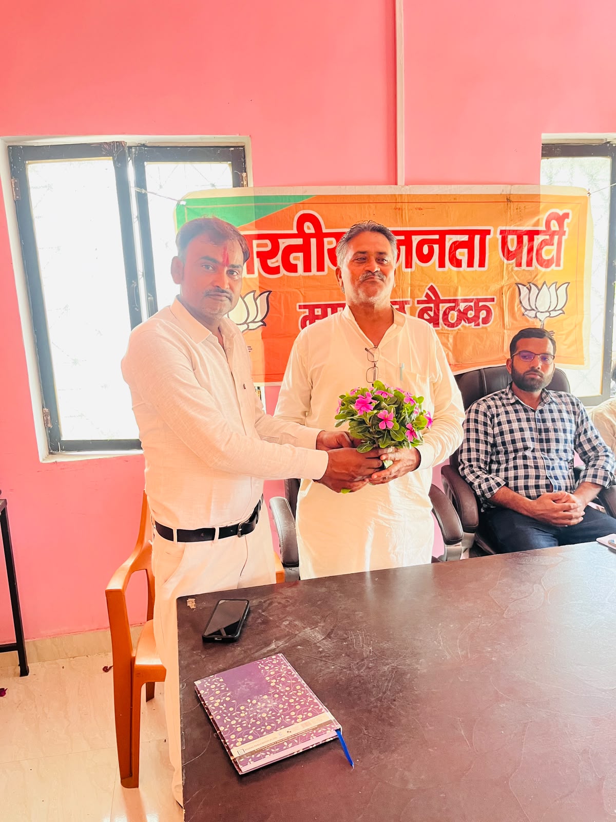 Workshop in Ajnar Mandal Focuses on PM Modi's 25 Years of Service, Workers Pledge Commitment