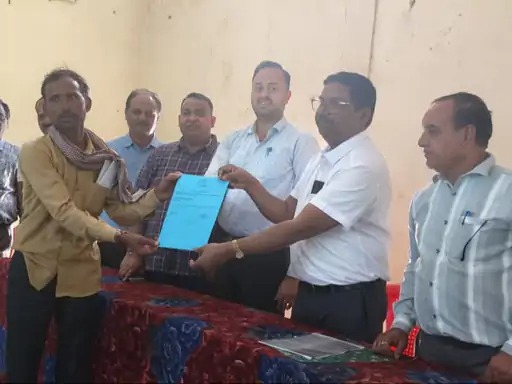 Chandan Singh Ahirwar Wins Gram Panchayat Election in Kasba Madhi by 192 Votes