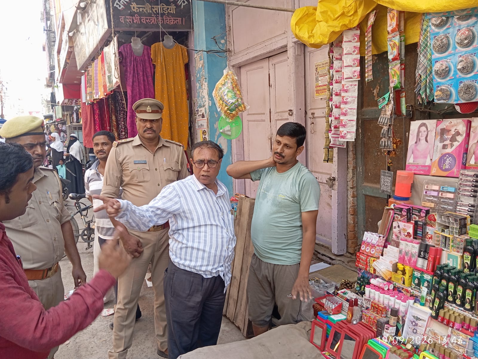 Balrampur: Rs 10,500 Fine Imposed on 21 Shopkeepers for Encroachment Removal