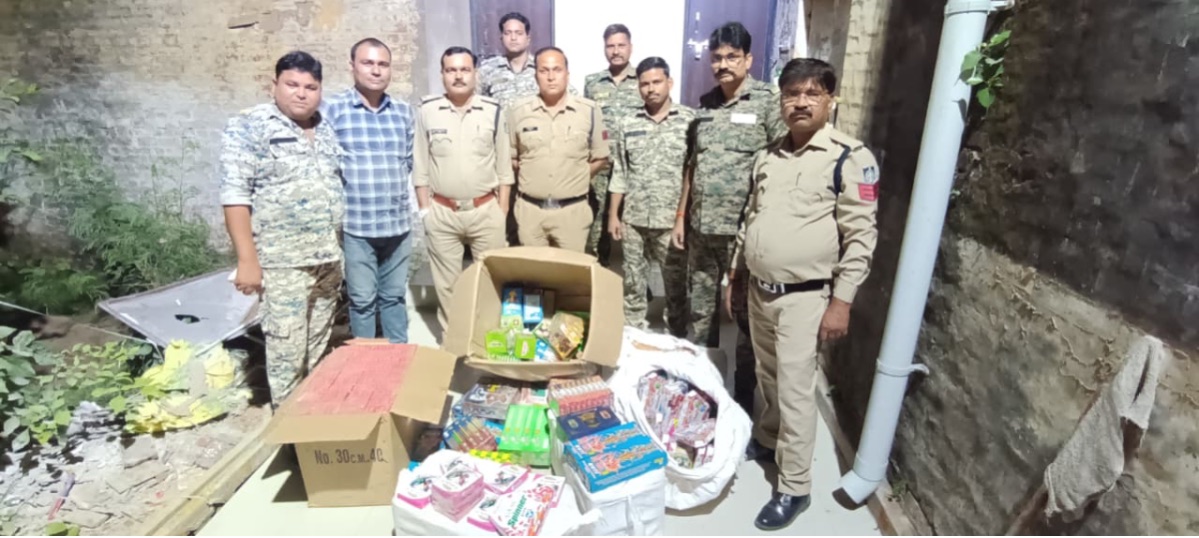 Bhind Police Bust Illegal Firecracker Godown, Seize Goods Worth ₹50,000