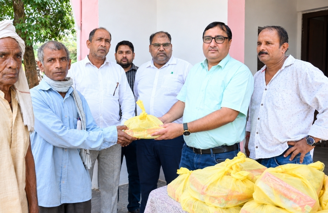 Gonda: 7-Year-Old Runner Makes History, Kar Sevak Kin Depart for Ayodhya