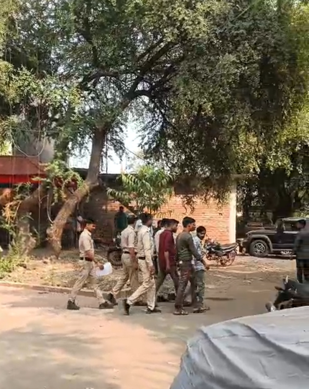 Ayodhyanagar Police Crack Down: Three Arrested and Jailed for Assault and Vandalism