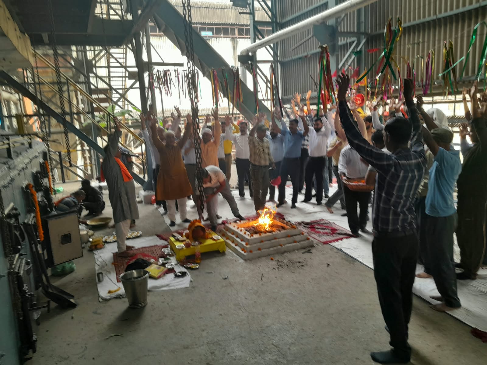 फॉरएवर ग्लोबल एंटरप्राइजेज में बॉयलर पूजन, शांति व समृद्धि की कामना