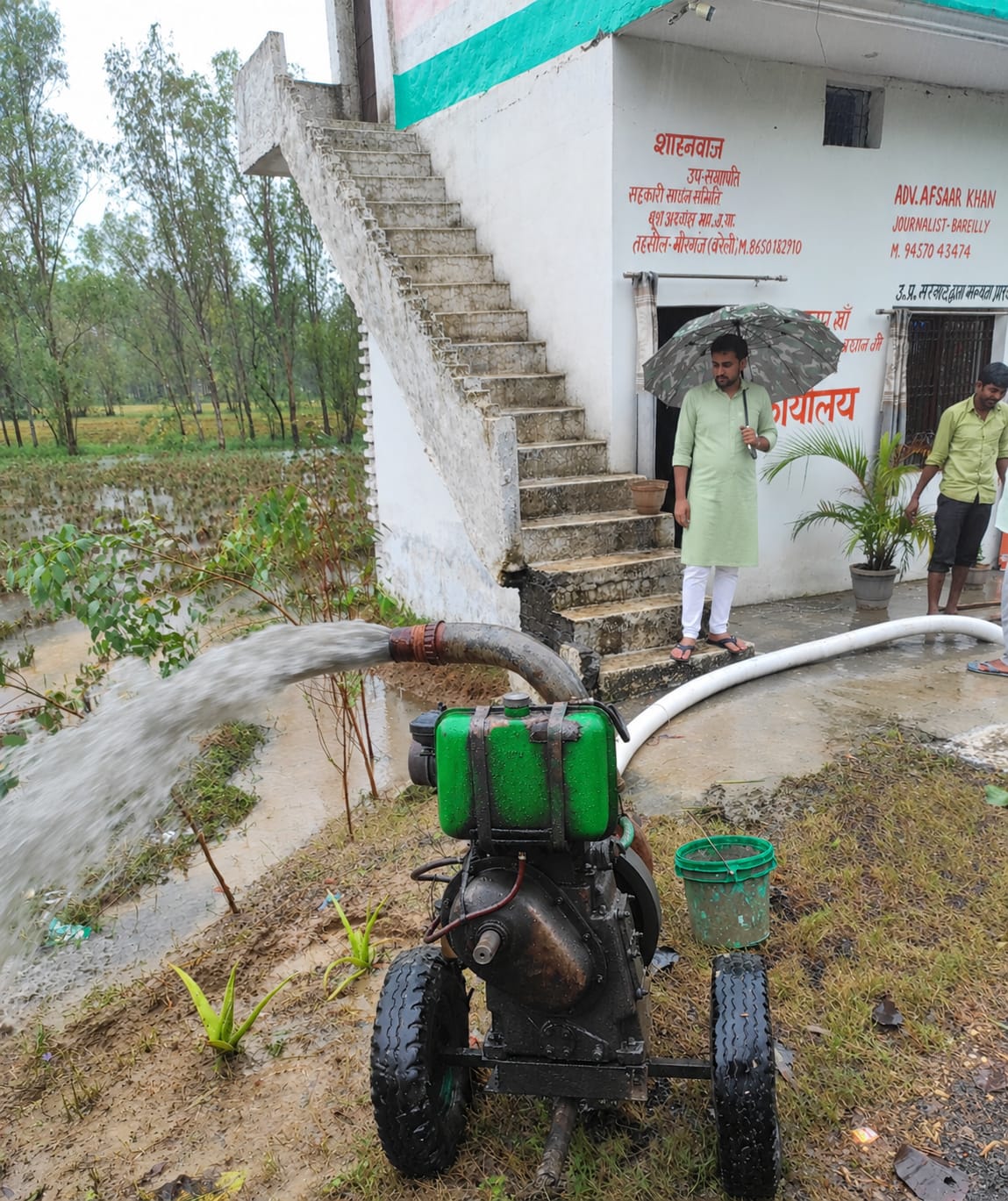 Torrential Rains in Bareilly Flood Weighbridge Premises, Cause Severe Crop Damage