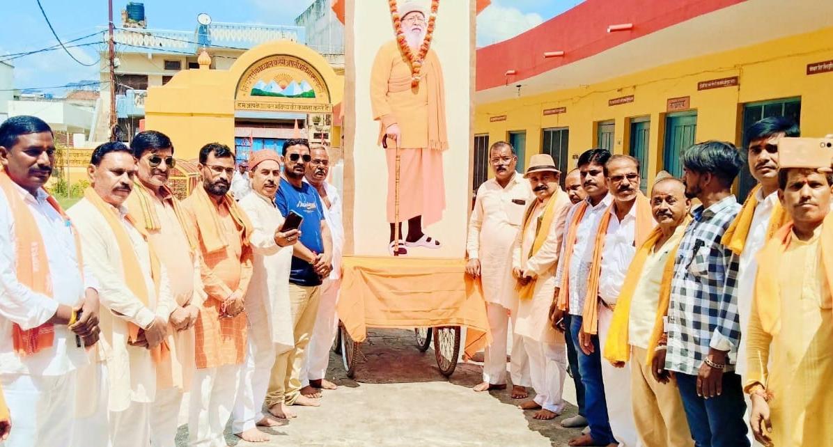 Vishva Hindu Mahasangh Organizes Grand Procession for Krishna Janmabhoomi Liberation