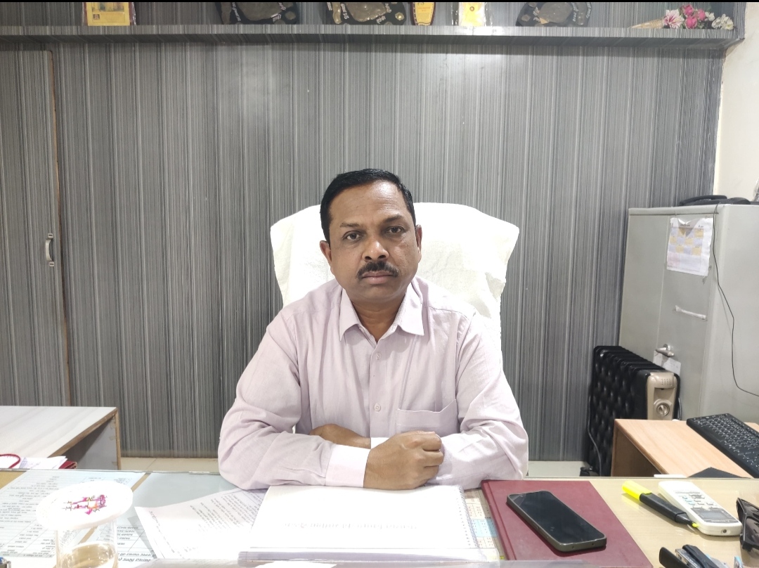Risk of Accidents Due to Stray Cattle on Roads: Notices Issued to Eight Sarpanches