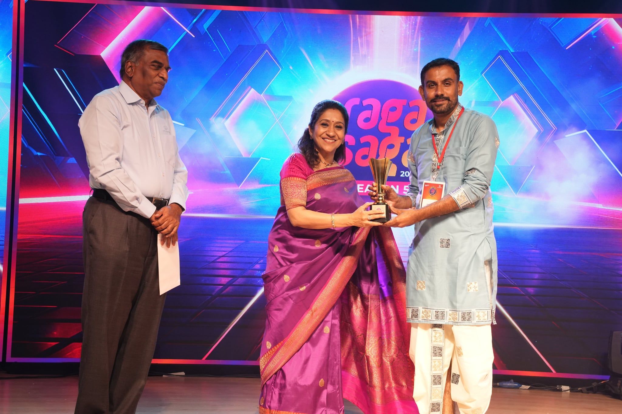 Narsinghgarh Singer Abhishek Vyas Wins Best Performance Award in Chennai