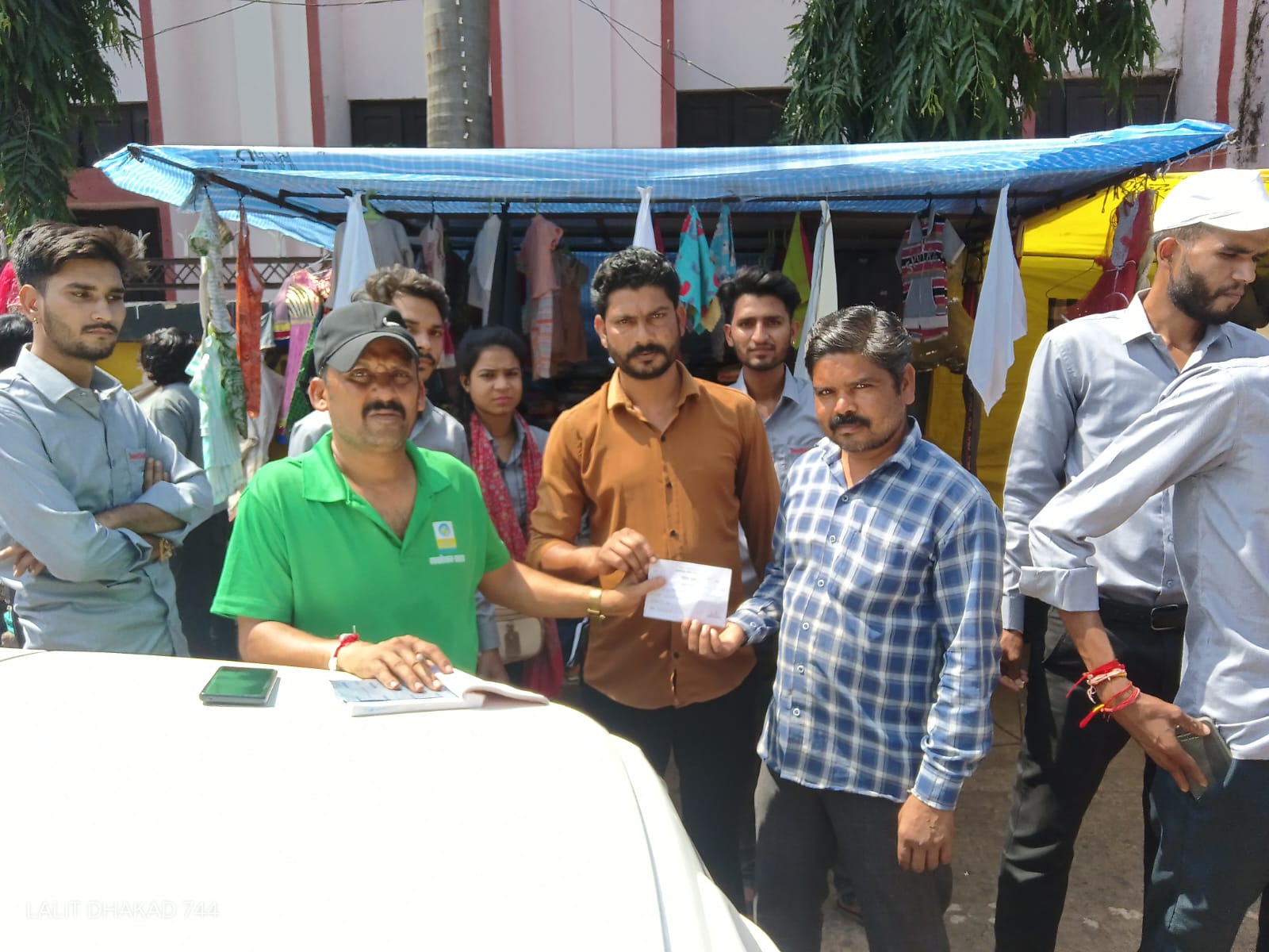 Guna Municipality Launches Anti-Encroachment Drive, Organizes Street Vendors