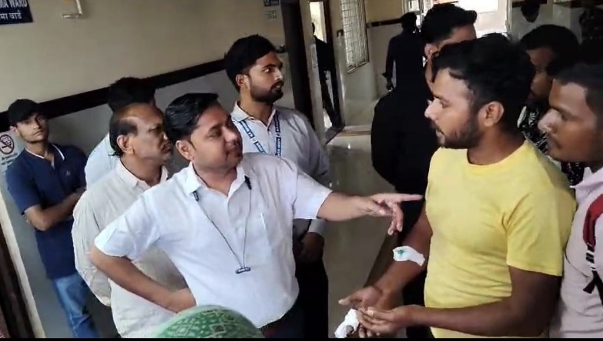गुना जिला चिकित्सालय परिसर में तंबाकू सेवन पर 11 लोगों पर जुर्माना