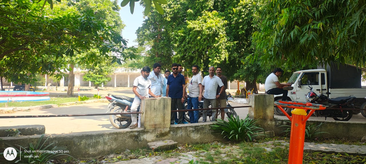 Bhind CMO Expresses Outrage Over Mela Park's Filth, Demands Immediate Rectification