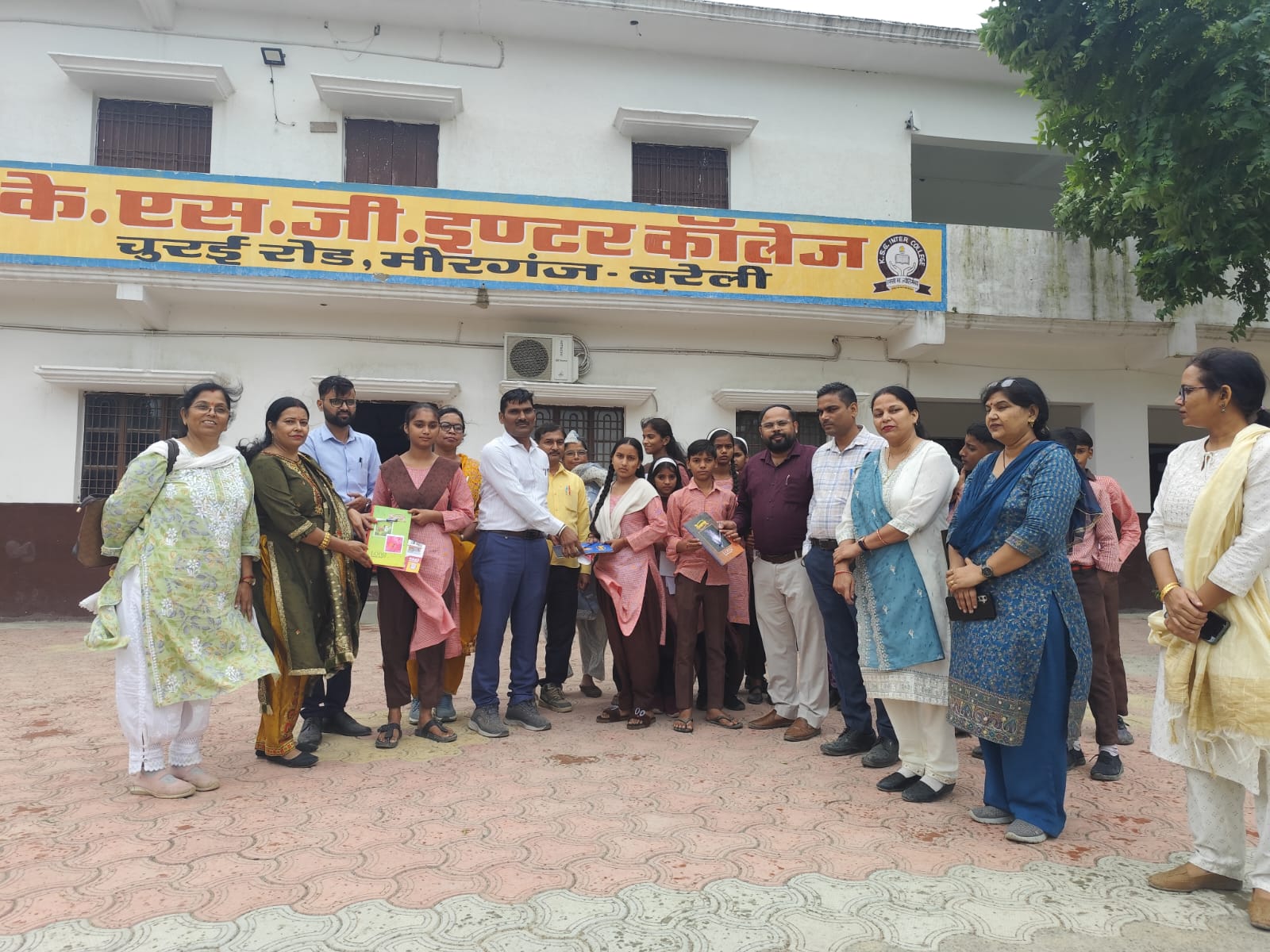 Nawodaya Entrance Exam Practice and Reading Competition Held in Mirganj, Talented Students Honored