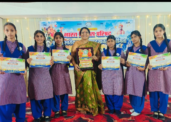 Damoh Students Excel in Folk Song and Group Singing Competitions