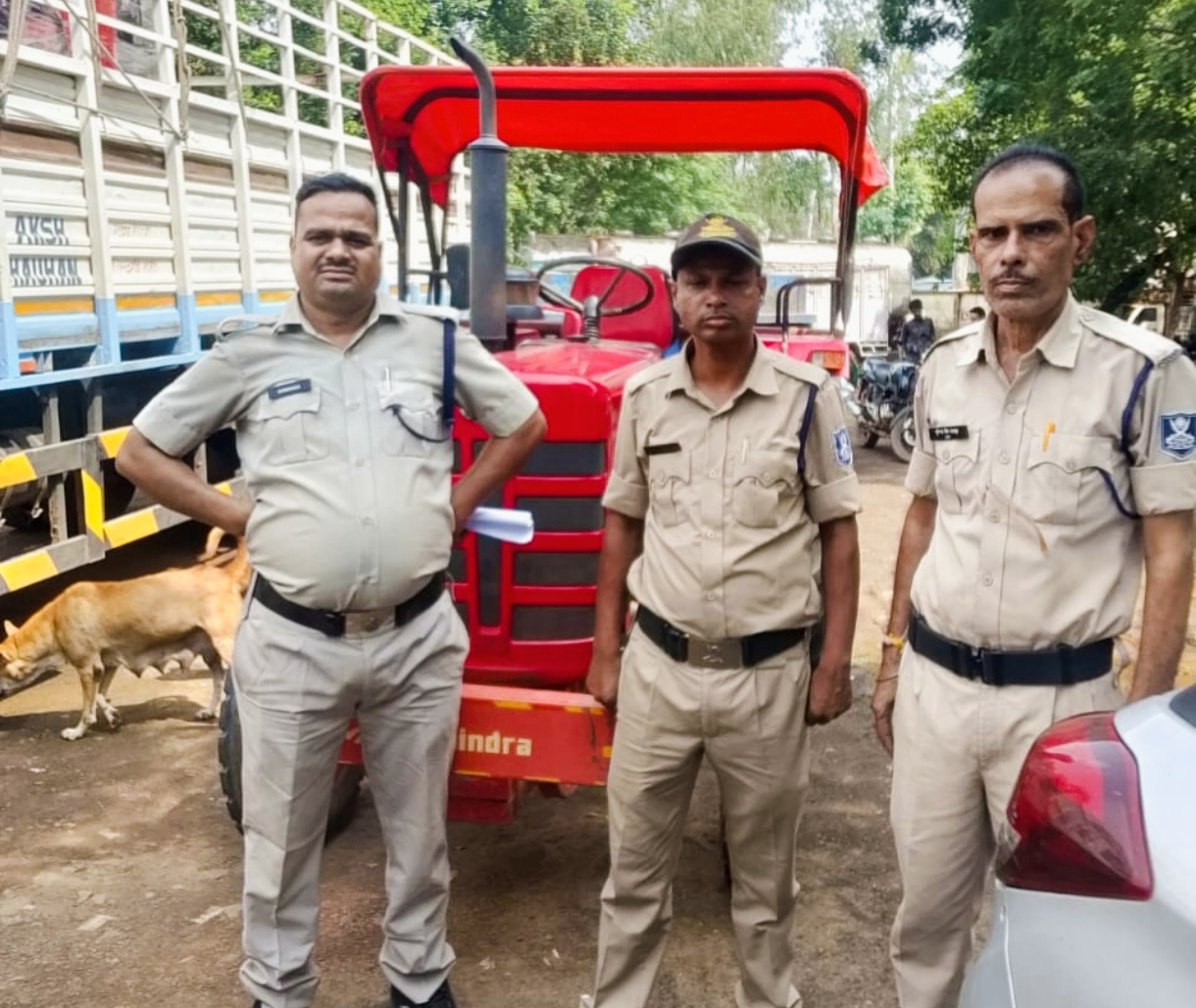 Illegal M-Sand Transport in Guna: Tractor-Trolley Seized